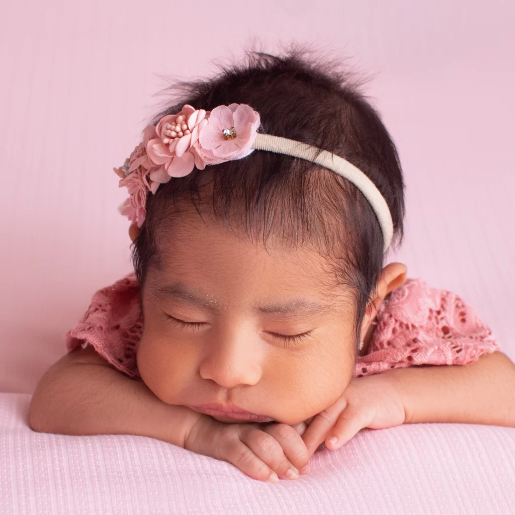 sesión fotográfica de bebé recién nacido