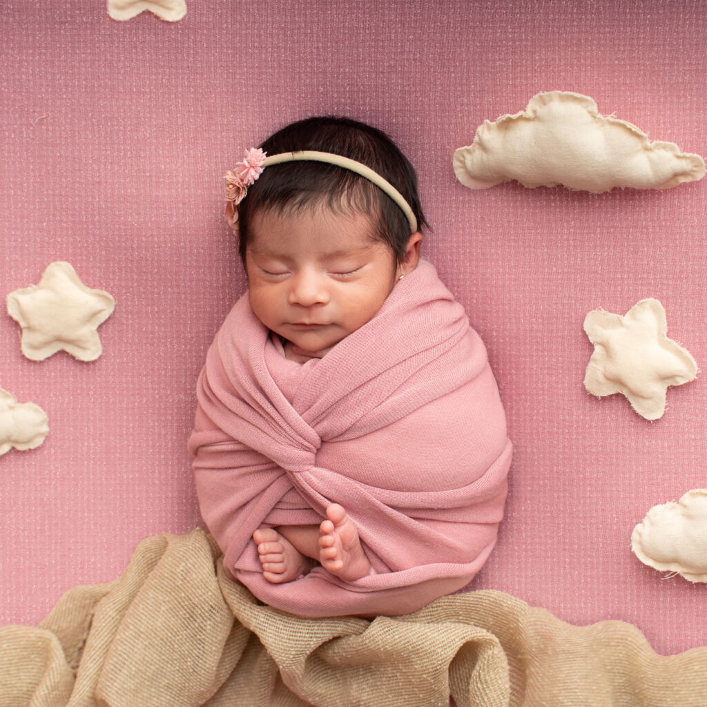 sesión fotográfica de bebé recién nacido